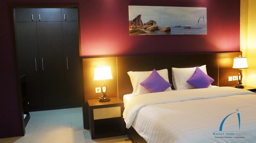 Rahat Icon Hotel Tanjung Pandan Zimmer foto