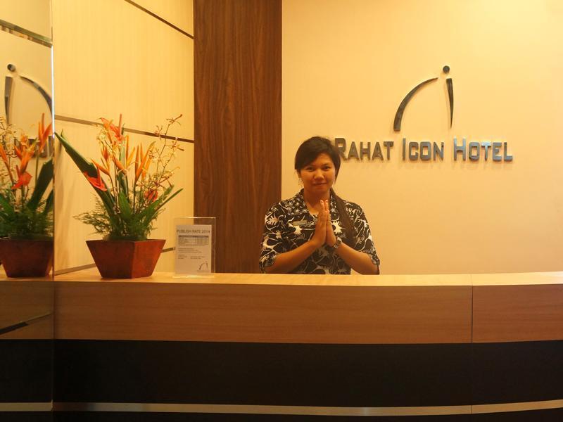 Rahat Icon Hotel Tanjung Pandan Exterior foto